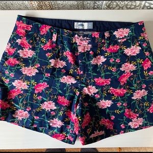 💗BOGO!! Like New!! Old Navy Floral Shorts